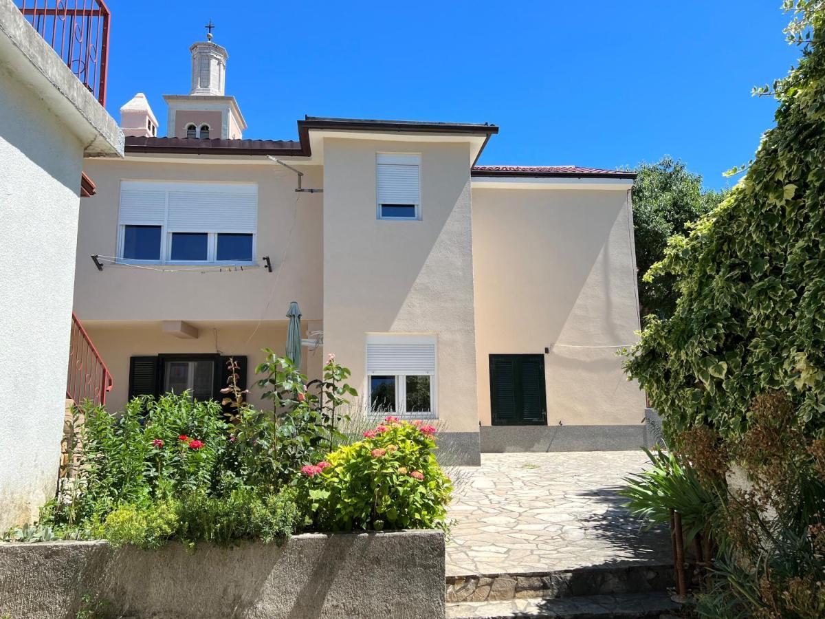 Apartment Lucija 巴卡尔 外观 照片